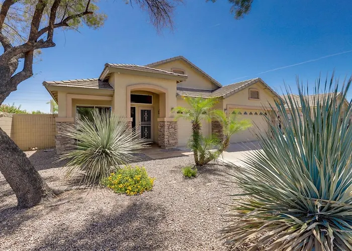 Golfer's Oasis W/ Heated Pool In Avondale! Holiday home *