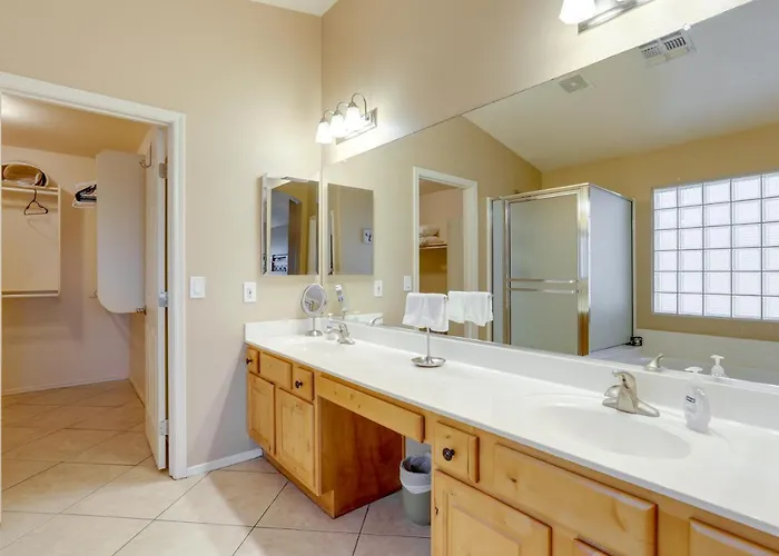 Golfer's Oasis W/ Heated Pool In Avondale! Holiday home