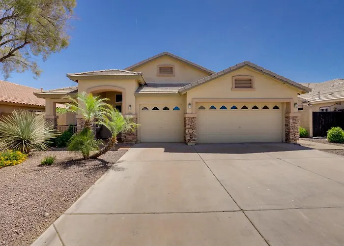 Golfer's Oasis W/ Heated Pool In Avondale! Holiday home Avondale