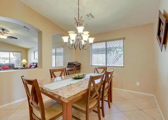 Holiday home Golfer's Oasis W/ Heated Pool In Avondale! *